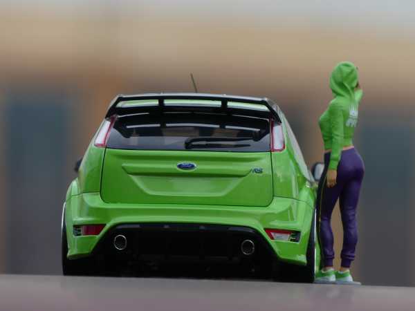1:18 Ford Focus RS MK2 Green Edition Tuning inkl. OVP = RAR
